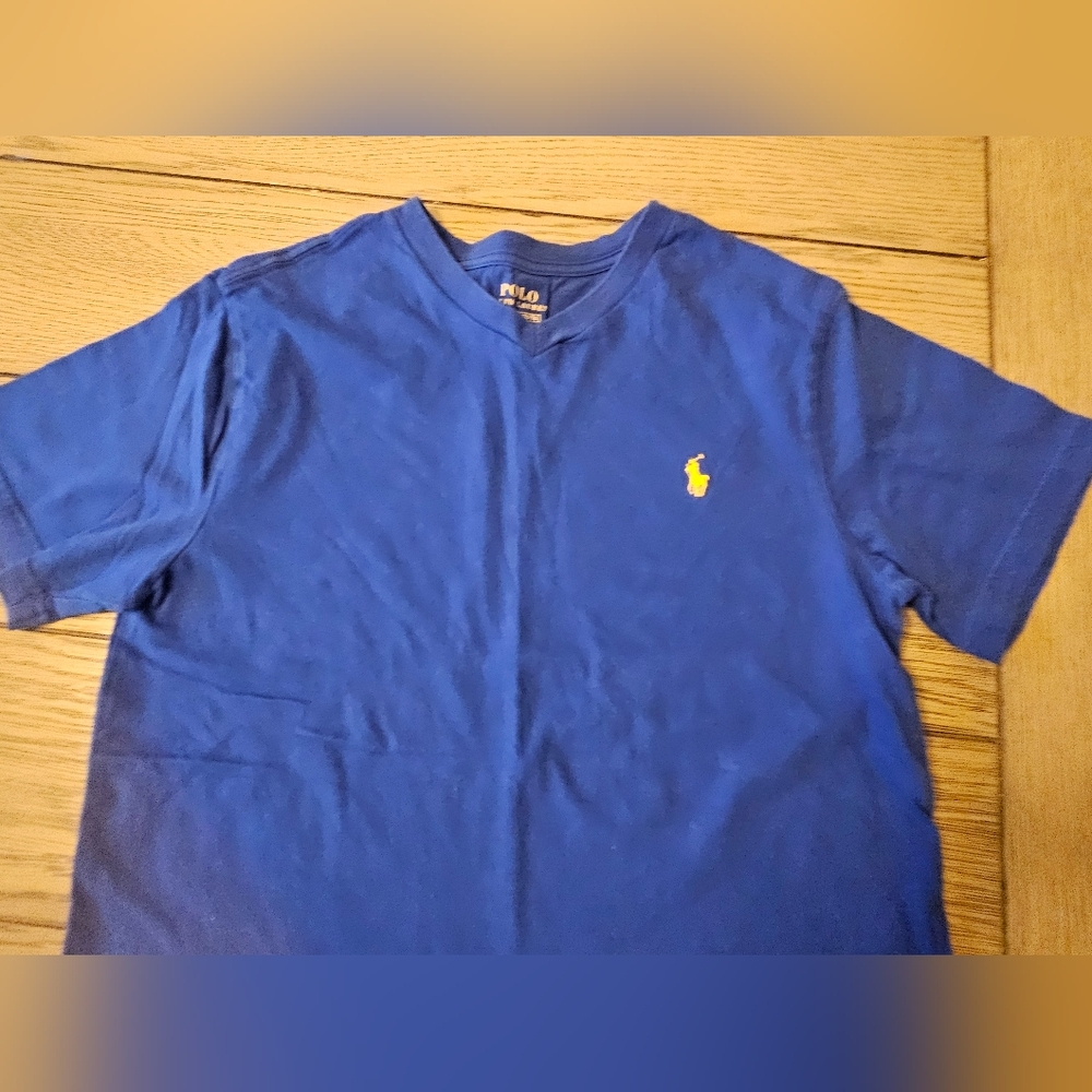 Polo T-shirt + 1 Under Armour Tee